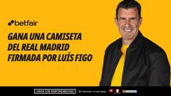 Consigue con Betfair una camiseta del Real Madrid firmada por Luís Figo