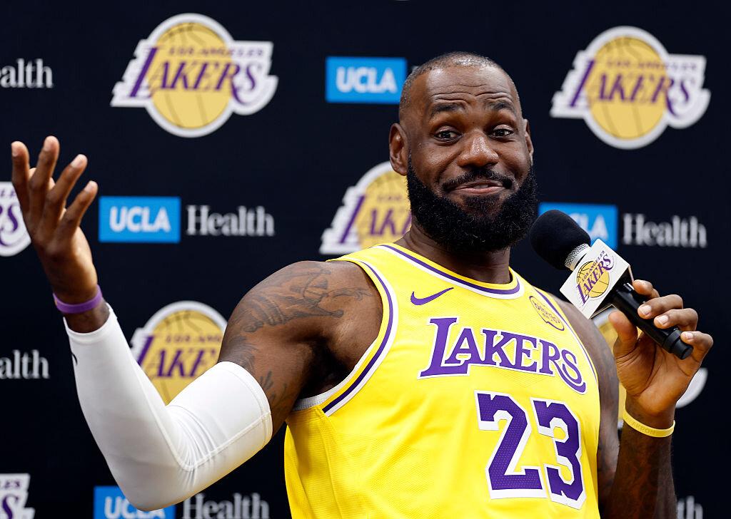 LeBron James y todos los récords que puede batir en la temporada 2025/26