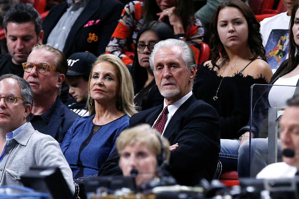 El negocio redondo que puede hacer Pat Riley con la Super Bowl