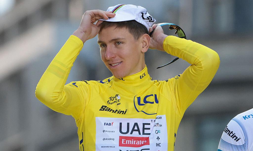 A Pogacar se le pone cara de Dios del Tour