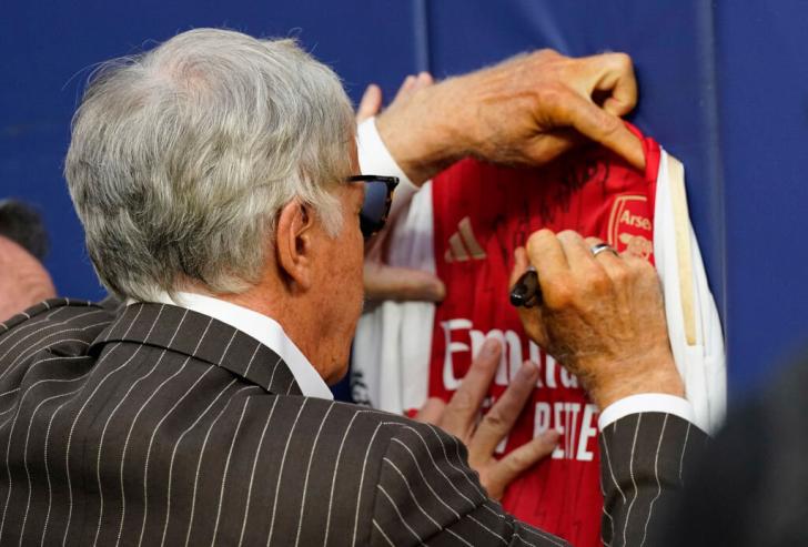 Stan Kroenke, el dueño y señor del Arsenal... y de los Deportes